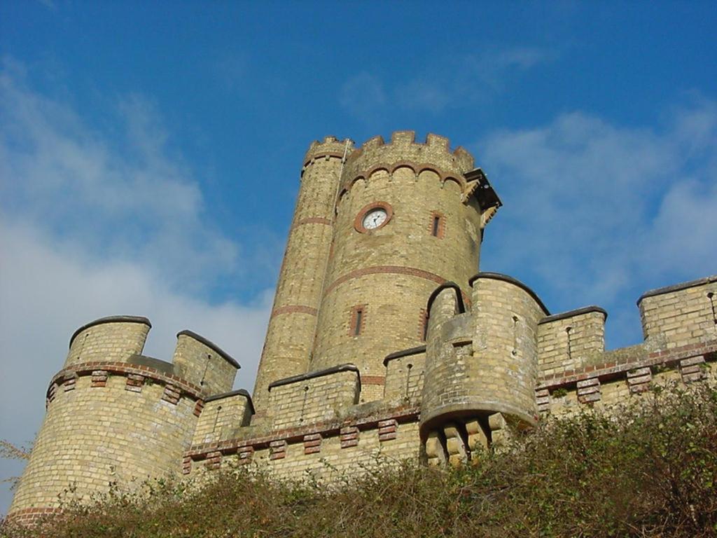 Accommodation at Salomons Estate Royal Tunbridge Wells Exterior foto